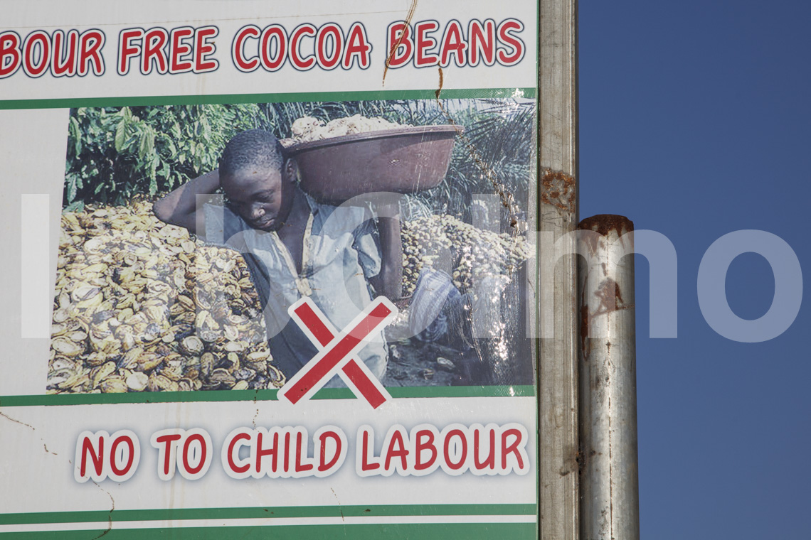 Nein zu Kinderarbeit - Schild in Ghana